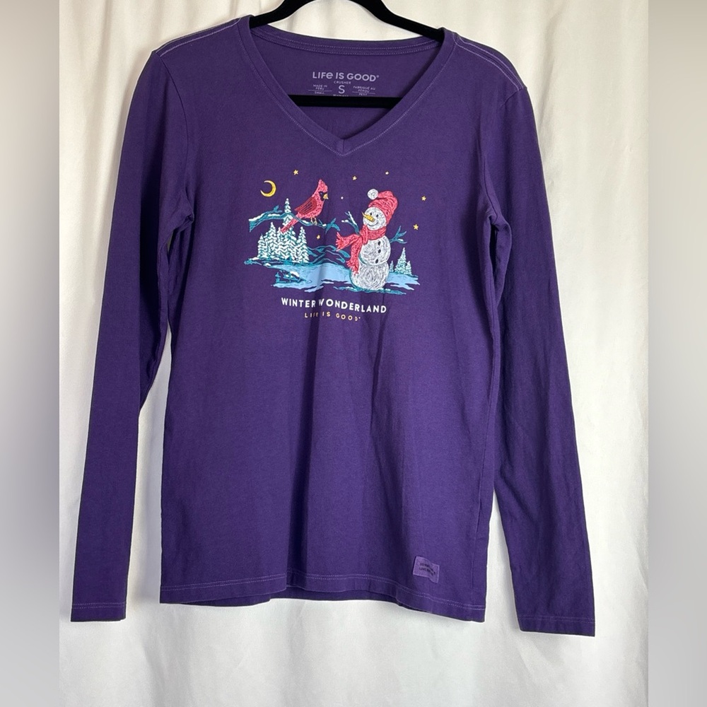 NWT Life is Good Women' S Long‎ Sleeve Winter Wonderland Snowman Cardinal Purple